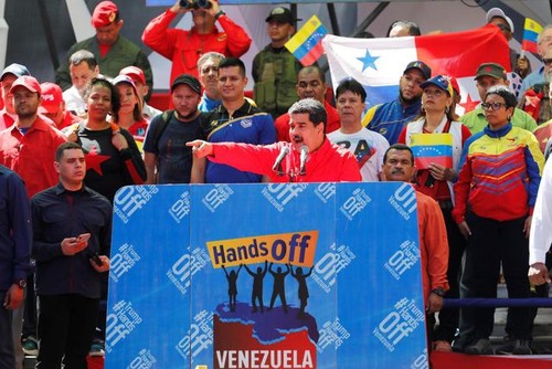 Венесуэла разорвала дипломатические отношения с Колумбией - ảnh 1