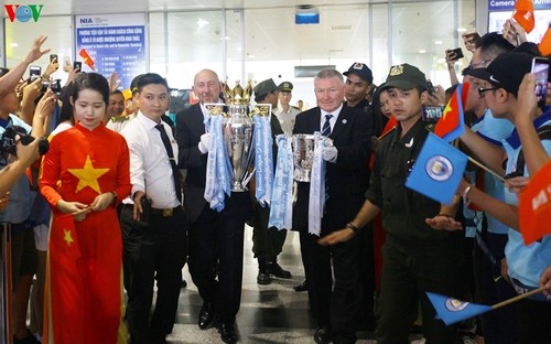 Trofeos representativos del fútbol mundial llegan a Vietnam - ảnh 1