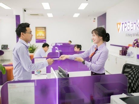 Moody´s: crecimiento económico favorecerá las operaciones bancarias en Vietnam - ảnh 1
