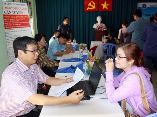 Trabajadores y empleos en contexto de la era 4.0 en Vietnam - ảnh 1