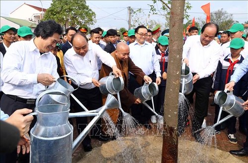 Hanói lanza la fiesta de siembra de árboles  - ảnh 1