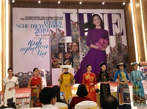 Festival de Artesanía Tradicional de Hue 2019: Convergencia de quintaesencia de oficios vietnamitas - ảnh 1