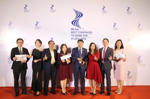 HDBankhonrado en el acto de premiación “HR Asia Awards 2020” - ảnh 1