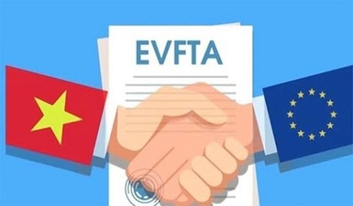 Gobierno vietnamita asigna tareas concretas a las entidades  competentes en el despliegue del EVFTA - ảnh 1