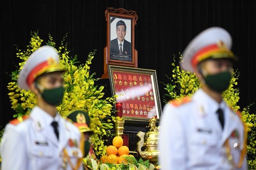 Líderes internacionales envían mensajes de pesar por el deceso de Le Kha Phieu - ảnh 1
