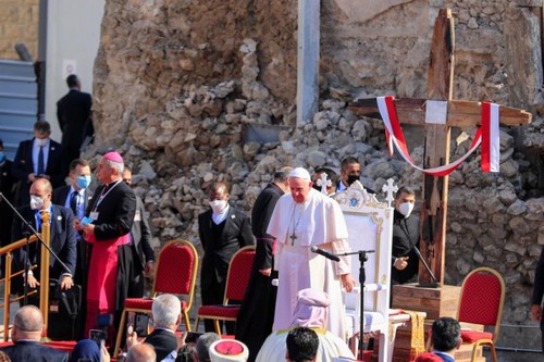 El papa visita Mosul, ciudad sacudida a causa de la guerra contra el EI - ảnh 1