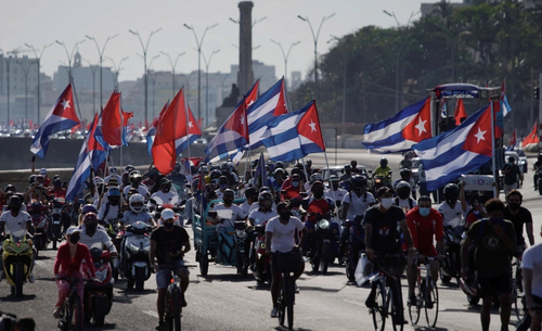 Caravana de protesta en Cuba contra las sanciones de Estados Unidos - ảnh 1
