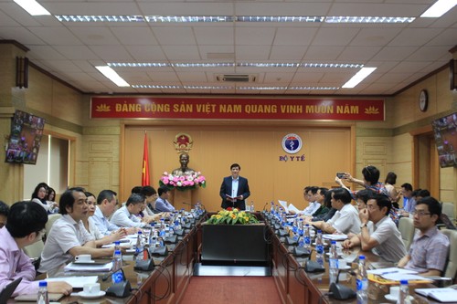 Localidades vietnamitas cumplirán con el programa de vacunación antes del 5 de mayo, según el Ministerio de Salud Pública - ảnh 1