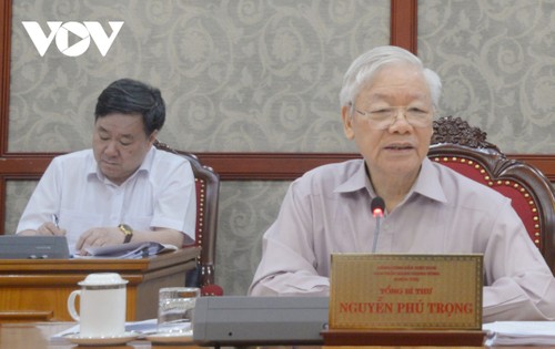 Vietnam: Buró Político orienta la respuesta al covid-19 - ảnh 1