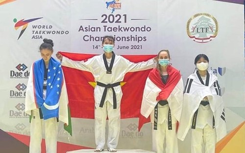 Vietnam logra medalla de oro en el Campeonato asiático de Taekwondo - ảnh 1