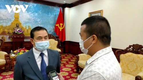 Visita a Vietnam del secretario general del Partido laosiano marca nueva página en las relaciones bilaterales - ảnh 1