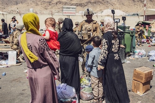 Talibanes permitirán la evacuación de personas después del 31 de agosto - ảnh 1