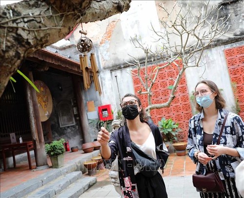 Turistas en Hanói aumentan cerca del 50% - ảnh 1