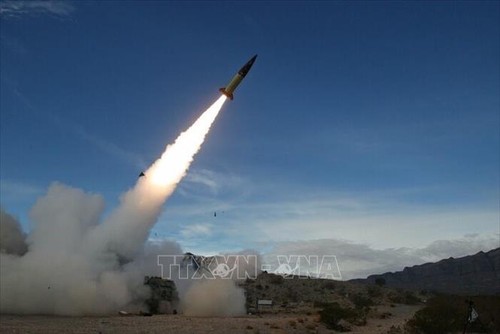 イラン中部イスファハンへの攻撃、核施設に被害なし　国営メディア - ảnh 1