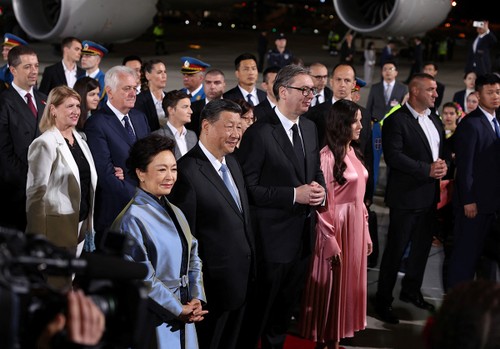 中国主席、セルビア訪問　米国けん制、協力深化へ - ảnh 1