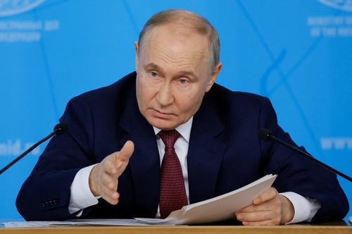 プーチン大統領 “和平交渉は4州からウクライナ軍撤退が条件” - ảnh 1