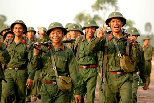 Mengembangkan tradisi  70 tahun  berdirinya Tentara Rakyat Vietnam - ảnh 1