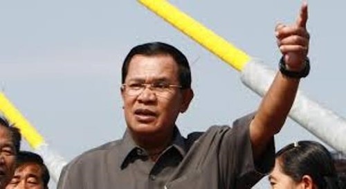 PM Kamboja memperingatkan akan mengganyang semua intrik menggulingkan Pemerintah - ảnh 1