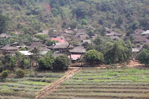 Mendapatkan pengalaman melalui paket-paket wisata komunitas di provinsi Lai Chau - ảnh 1