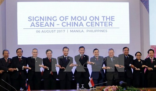 ASEAN dan 10 negara mitra mengesahkan banyak  orientasi besar  untuk bersama-sama berkembang - ảnh 1