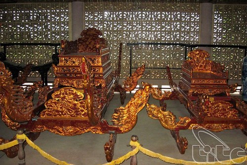 Museum Nasional Raja Hung- tempat melukiskan masa lampau yang heroik dari bangsa Vietnam - ảnh 3