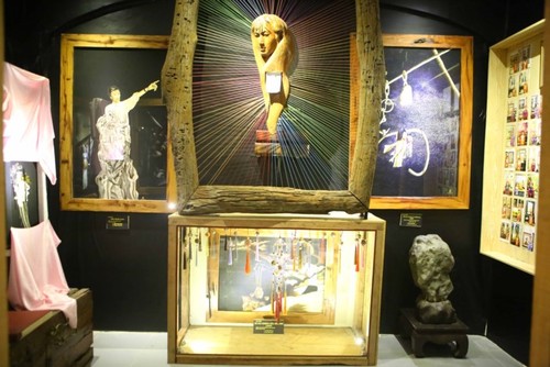 Museum Seni Menyulam  yang pertama di Kota Hue - ảnh 2