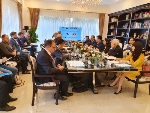 Prospek melaksanakan Perjanjian Perdagangan Bebas antara EAEU dan Vietnam - ảnh 1