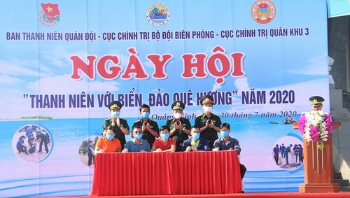 Festival  Pemuda  Provinsi Quang Ninh tentang laut dan pulau kampung halaman-tahun 2020 - ảnh 1