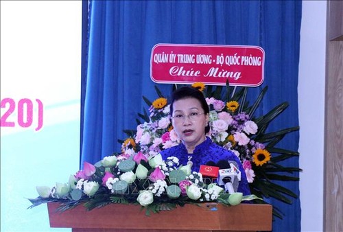 Ketua MN Vietnam, Nguyen Thi  Kim Ngan  menghadiri upacara peringatan  45 tahun berdirinya Rumah Sakit Kedokteran Militer 175 - ảnh 1
