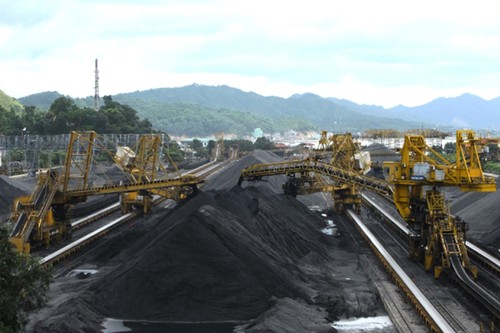 Le groupe du charbon et des minerais déploie les tâches de 2013 - ảnh 1