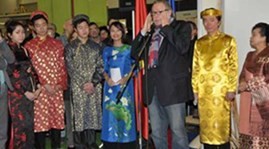 Vietnamese cultural hallmark at Chaleroi Tourism Fair - ảnh 1