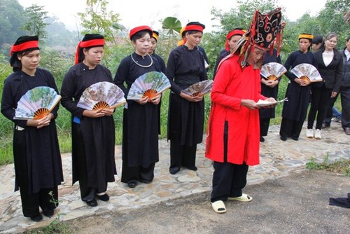 “Second Damsel” festival: a typical religious ritual of the Tay - ảnh 5