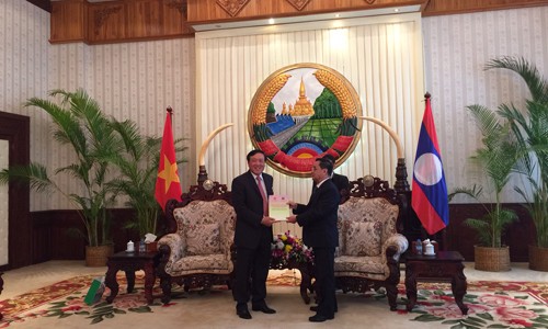 Laotian Prime Minister meets with Vietnam Supreme People’s Procuracy - ảnh 1