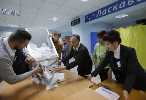 Preliminary results of Ukraine local elections announced  - ảnh 1