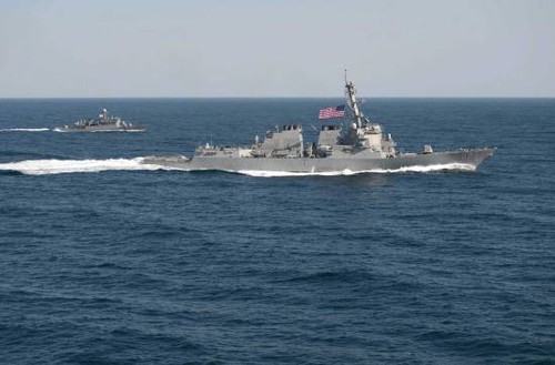 American senators call for improved East Sea navigation security - ảnh 1