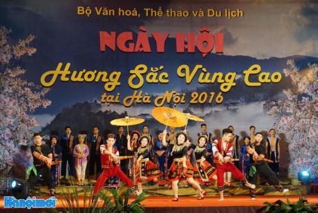 Ethnic culture promoted in Hanoi - ảnh 1
