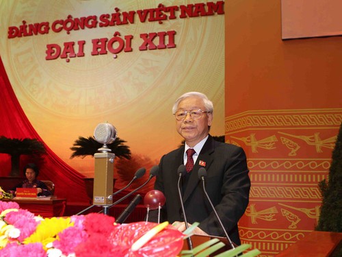 Communist Party of Vietnam: new viewpoints in personnel building - ảnh 1
