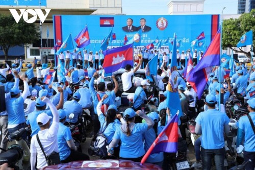 An election brings peace, stability, and development for Cambodia - ảnh 1