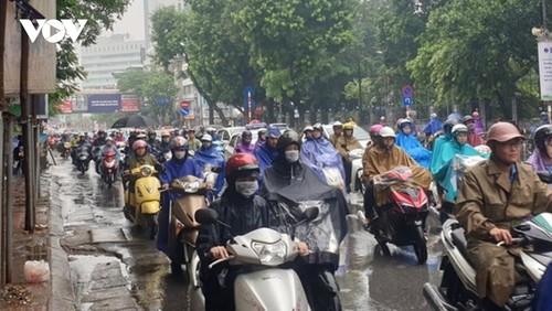 New cold spell to hit northern Vietnam, bring heavy rain - ảnh 1