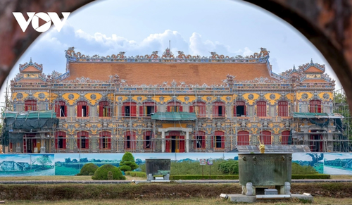 Hue city opens two royal palaces for tourists during Tet - ảnh 2
