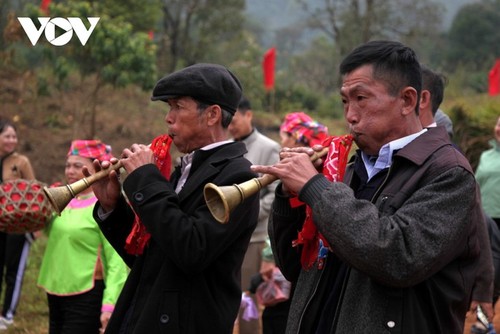 Bride-welcoming ceremony of the Giay in Lai Chau - ảnh 9