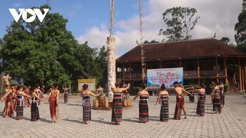 Tac Ka Coong Festival of Co Tu ethnic minority - ảnh 1