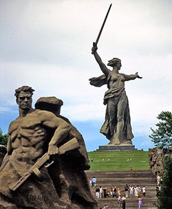 Russia celebrates 70 years of Stalingrad victory  - ảnh 1