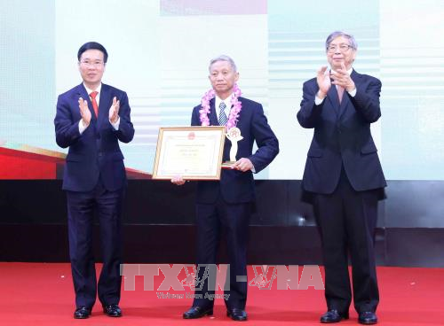 53 outstanding scientists of 2017 honored - ảnh 1