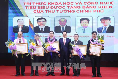 53 outstanding scientists of 2017 honored - ảnh 2