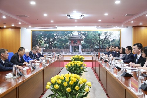 Vietnam, US strengthen financial cooperation  - ảnh 1
