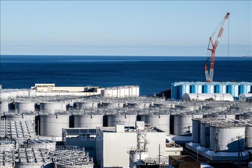 Japan begins to discharge treated radioactive wastewater into the sea - ảnh 1