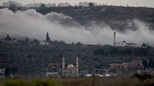 Israel attacks Hezbollah targets in Lebanon, US President visits Israel - ảnh 1