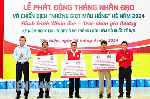 Kien Giang launches 2024 Humanitarian Month 2024  - ảnh 1