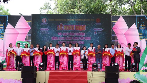 Mekong Delta Industry and Trade Fair 2024 attracts 300 booths - ảnh 1